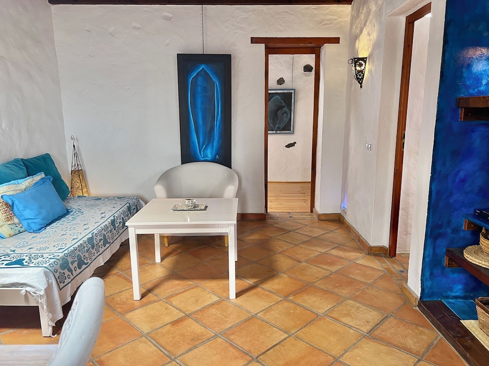 Finca/privategardens/doublebed/freep/tv/wifi