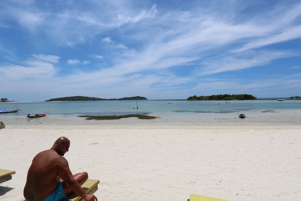 Marine Chaweng Beach Resort