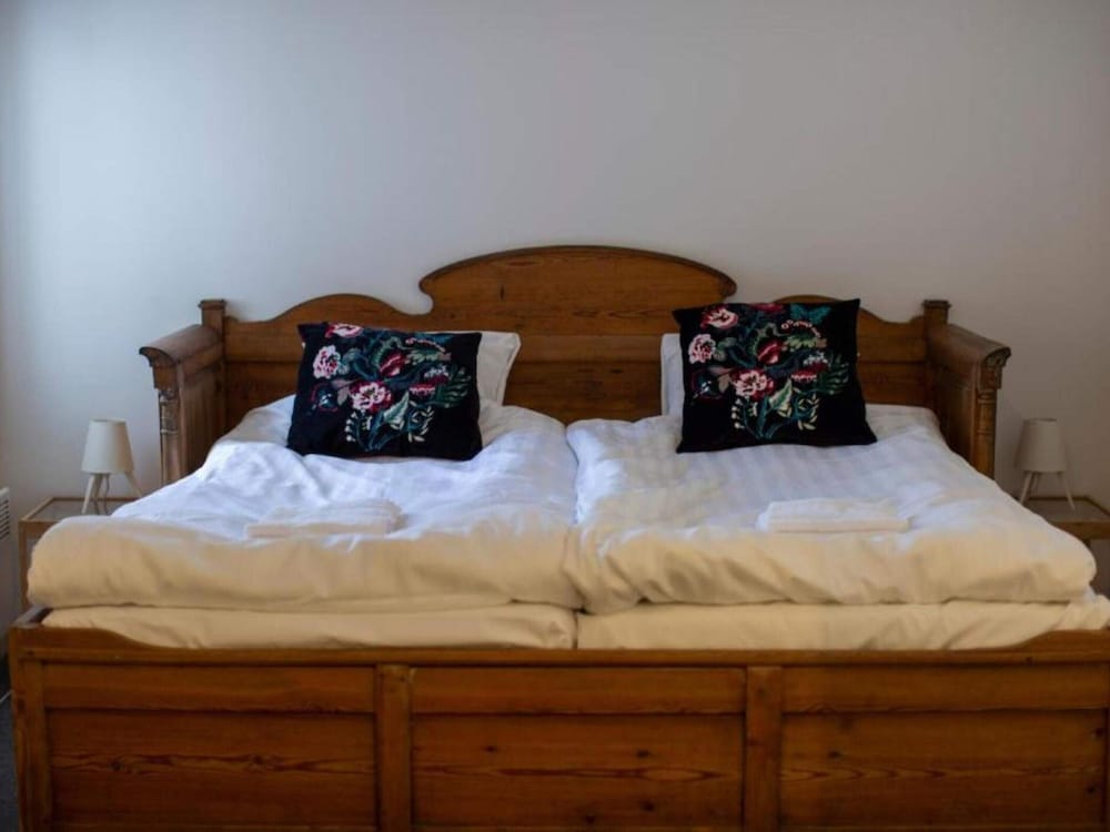 4 Person Holiday Park Home in 82011