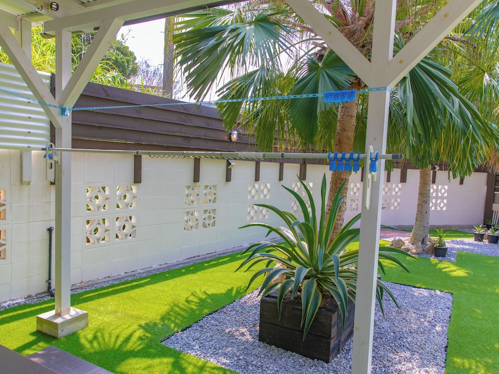 AIR STREAM HOUSE AMESOKO