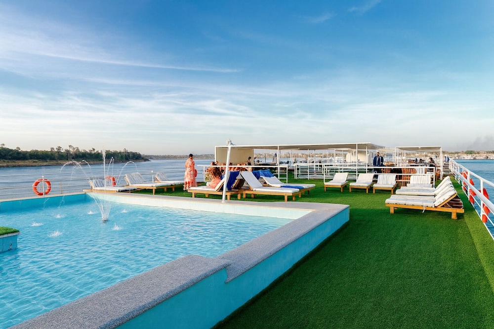 Nile Cruise Voyager every Friday from Aswan 3 nights and every Monday from Luxor 4 nights