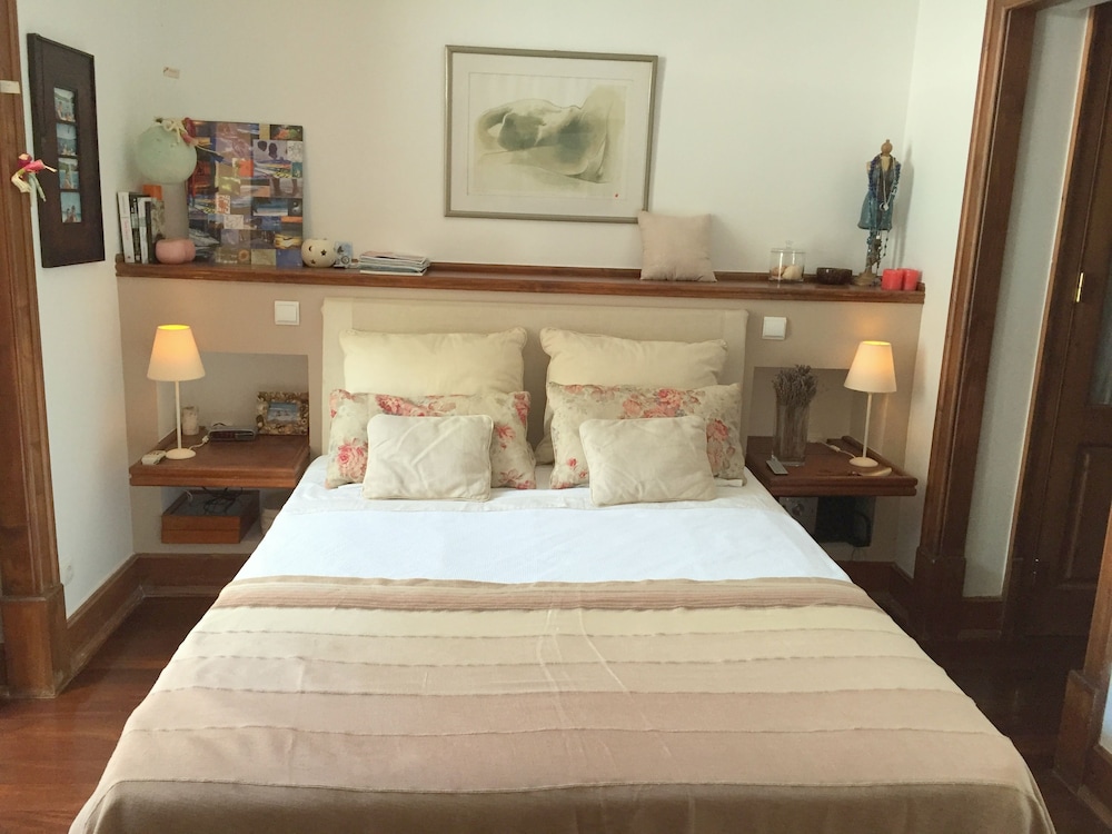 Lisbon Downtown Apartment - XVIII Century Luxury Apartment