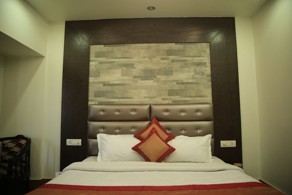 OYO 4589 Hotel City heart
