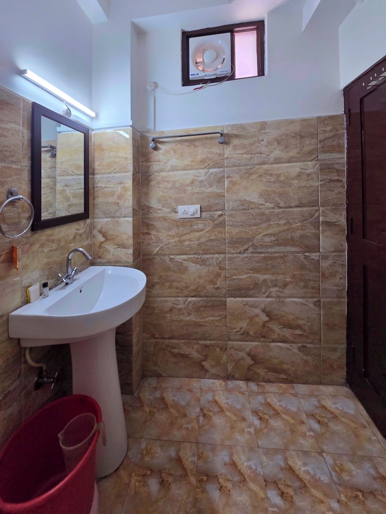 Hotel City Gold - Hotel in Dharamshala