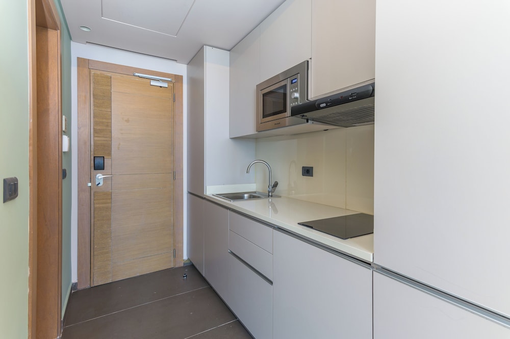 Jounieh Living - Residences by Local Host