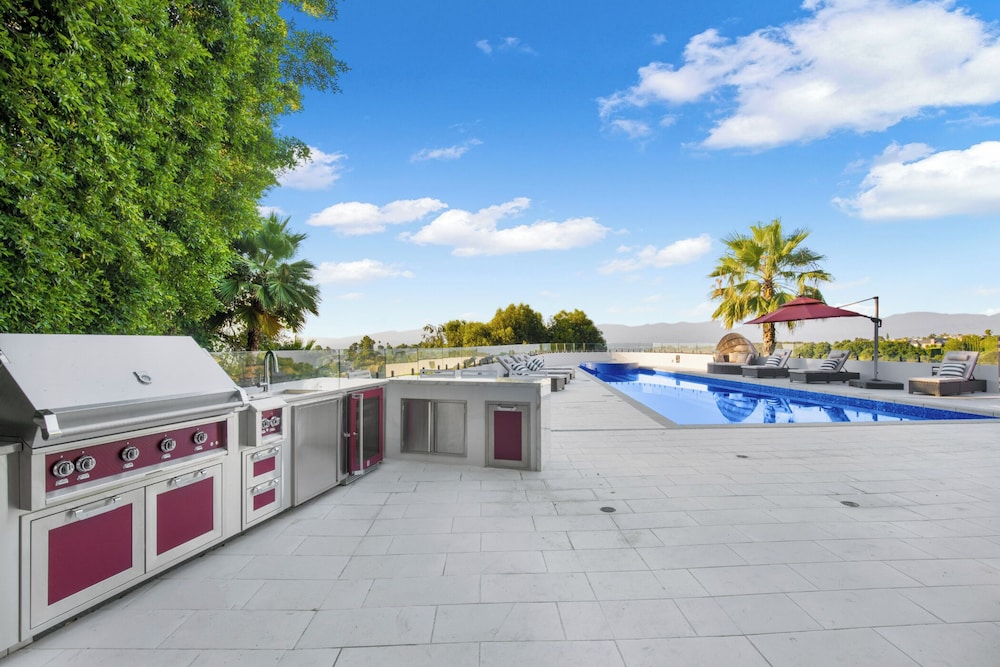 Los Angeles Vacations - Bel Air Yacht Mansion - Property Image 17
