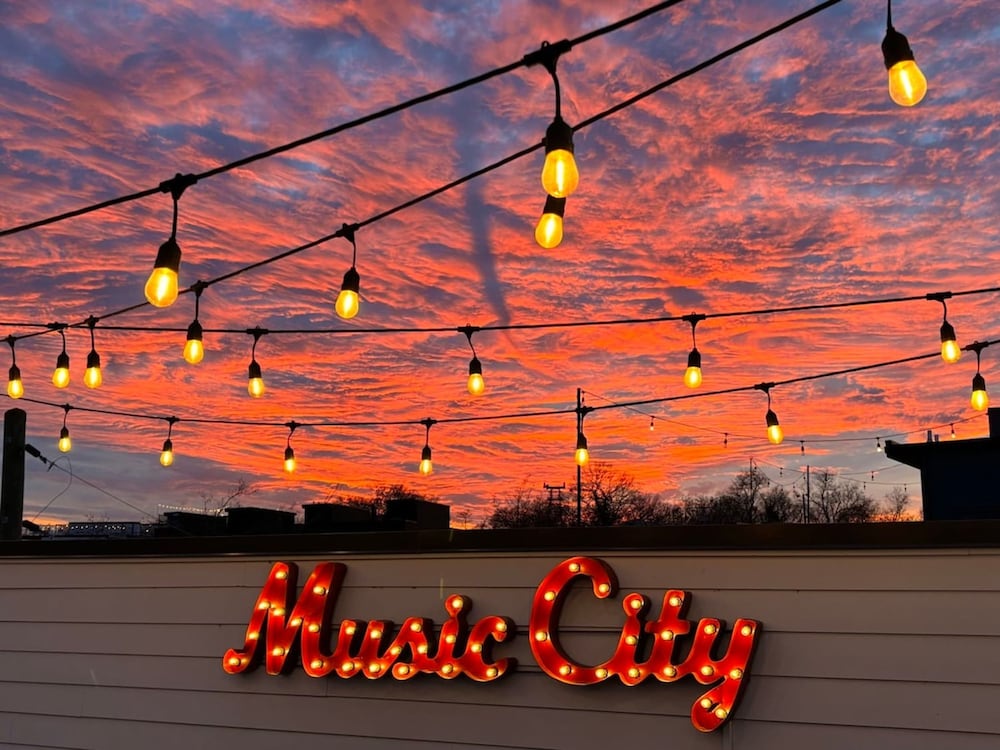 Nashvegas 13 Beds Rooftop Views Mins to Broadway