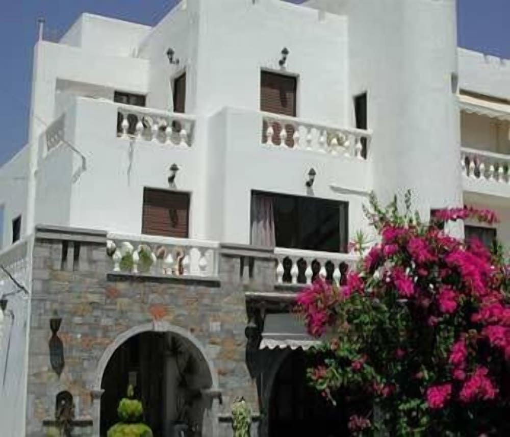 Irene Villas photo 4