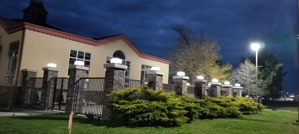Quality Inn & Suites Carthage near Precious Moments Chapel
