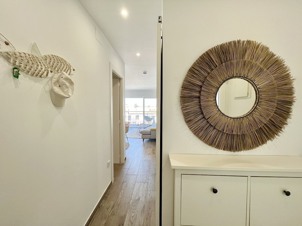 Apartment Near Canyelles Petites Beach