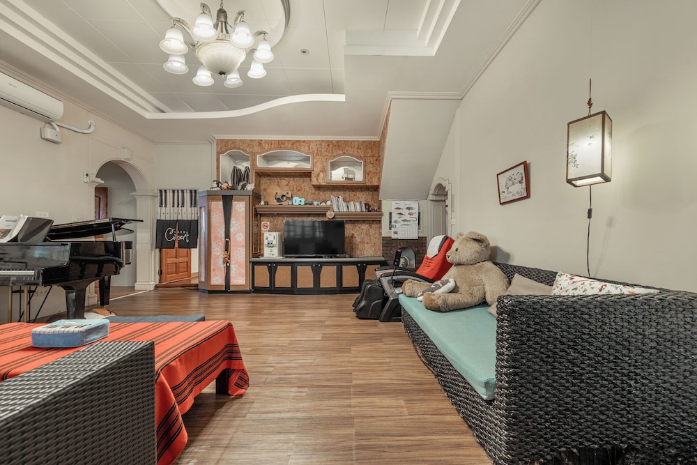 Hill Side B&B