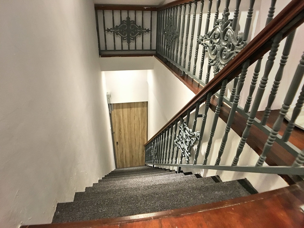 iBook10 Deluxe Loft Suite Room by iBook Homestay