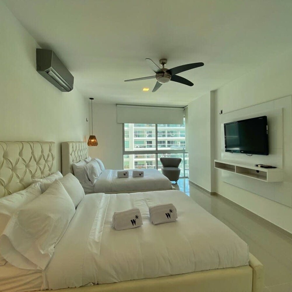 w Incredible 2BR w Unique View n AC