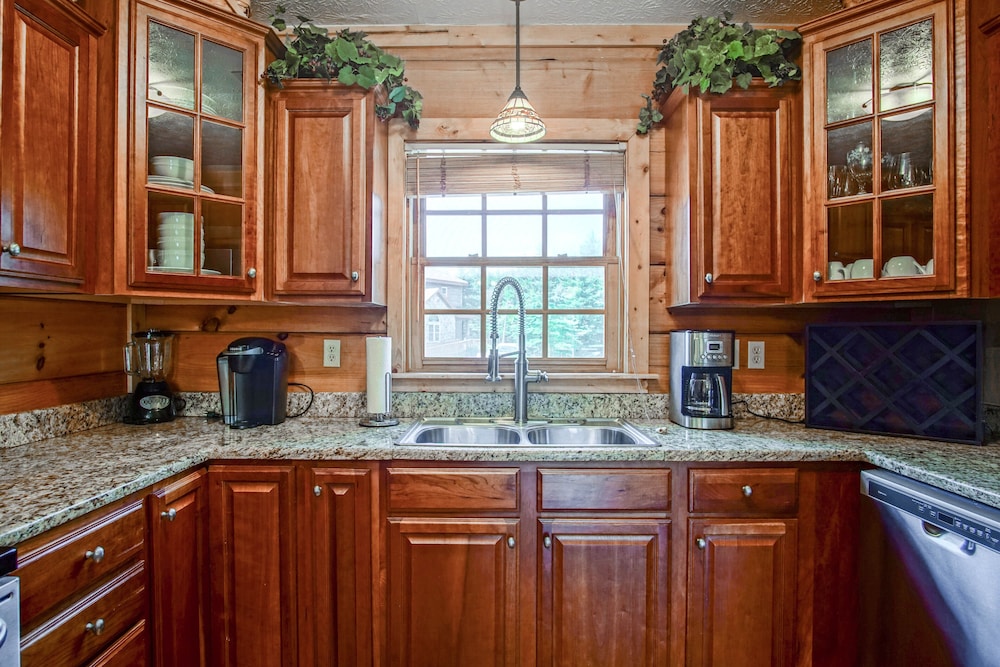 Loggers Run 11: 5 Bedrooms, 3.5 Baths