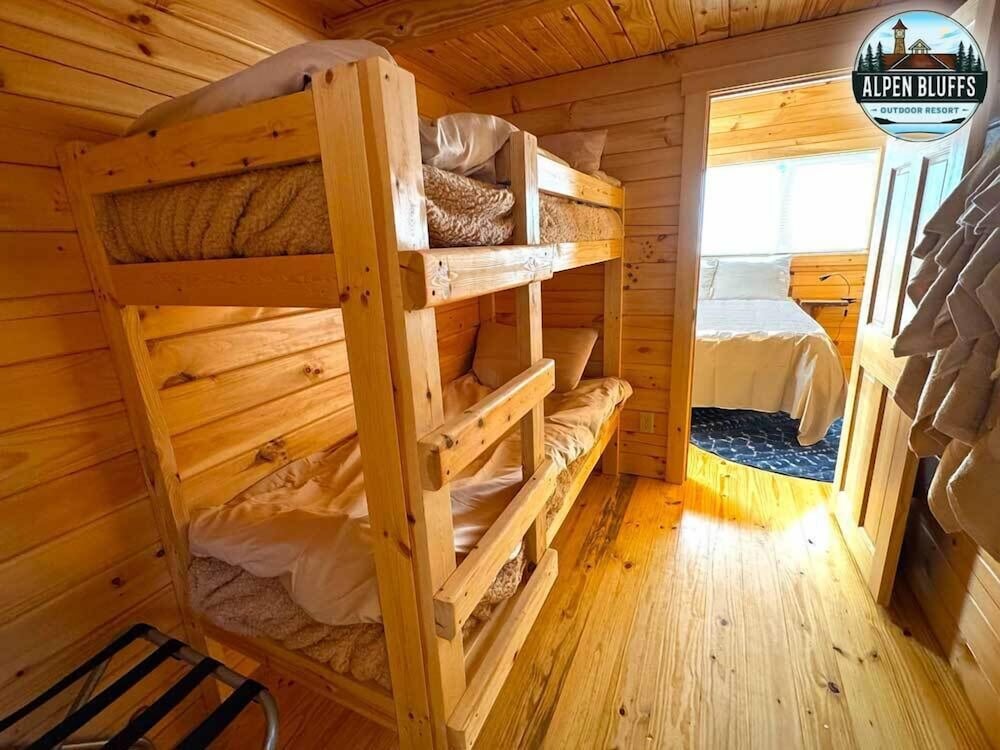 Alpen Bluffs Outdoor Resort