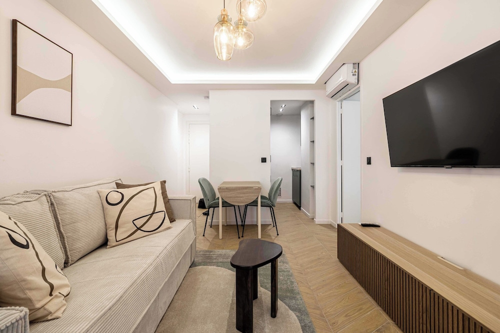 Elegant Apt With Balcony 1bd/4p - Croisette/cannes