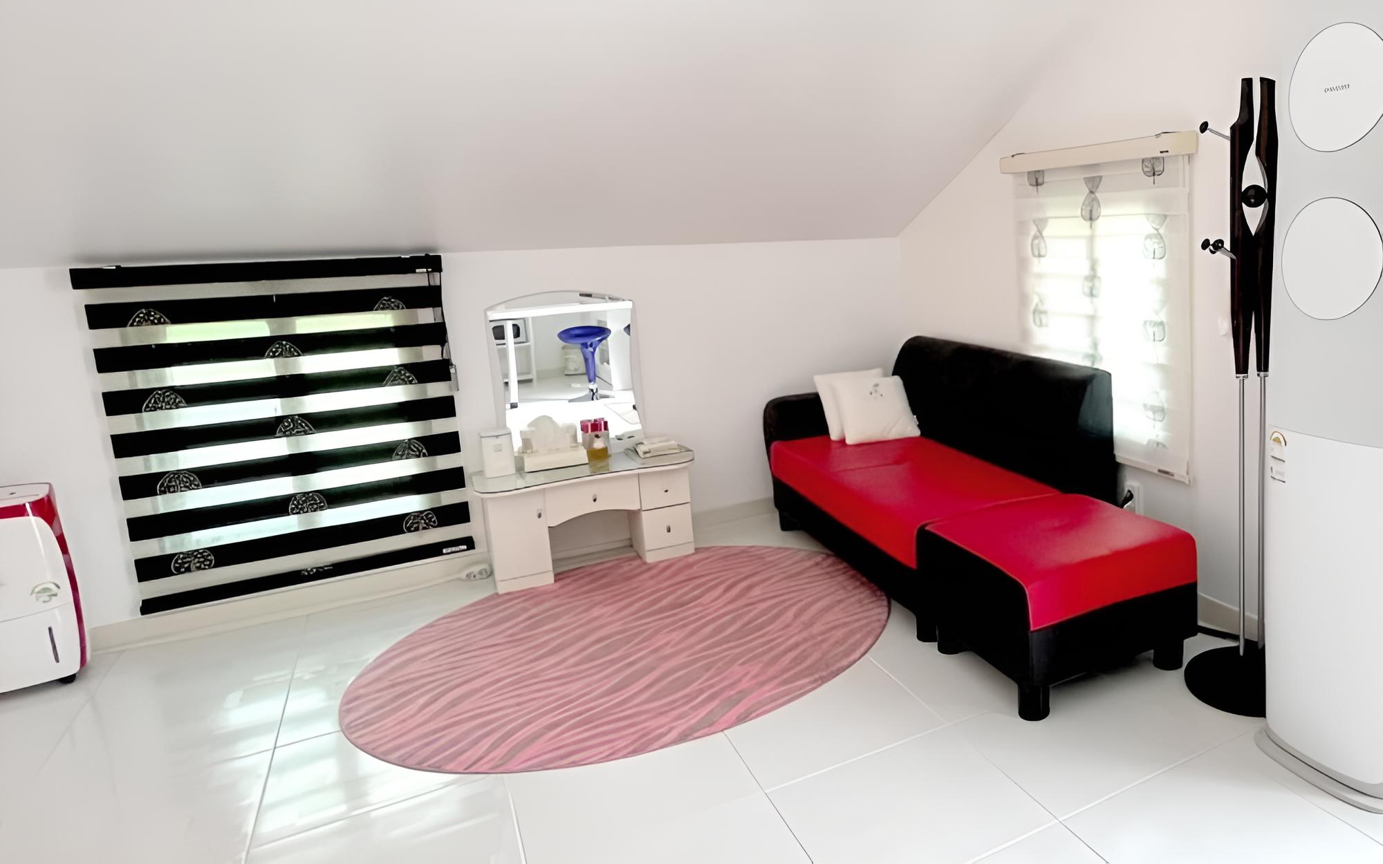 Yangyang Star Over the Sea Pension view 3