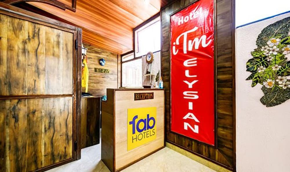 Lobby & Reception