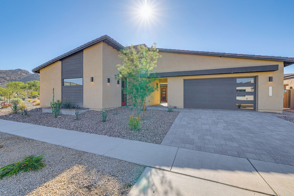 Mtn Views, Pool & Hot Tub: Phoenix Oasis