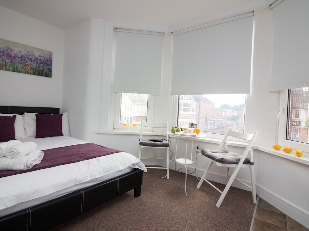 Beddoe Apartments