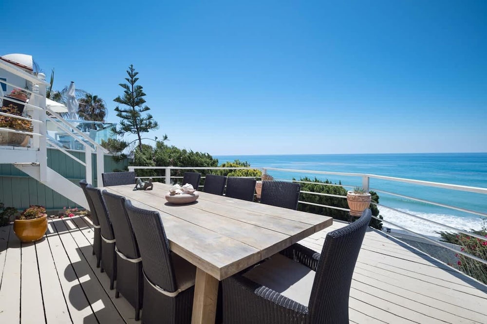 Malibu Retreat w Beach Access and Ocean View