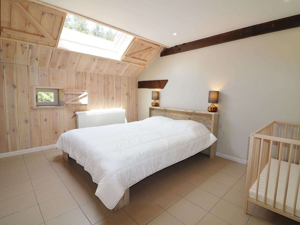 Spacious Holiday Home With a Large Playroom view 4