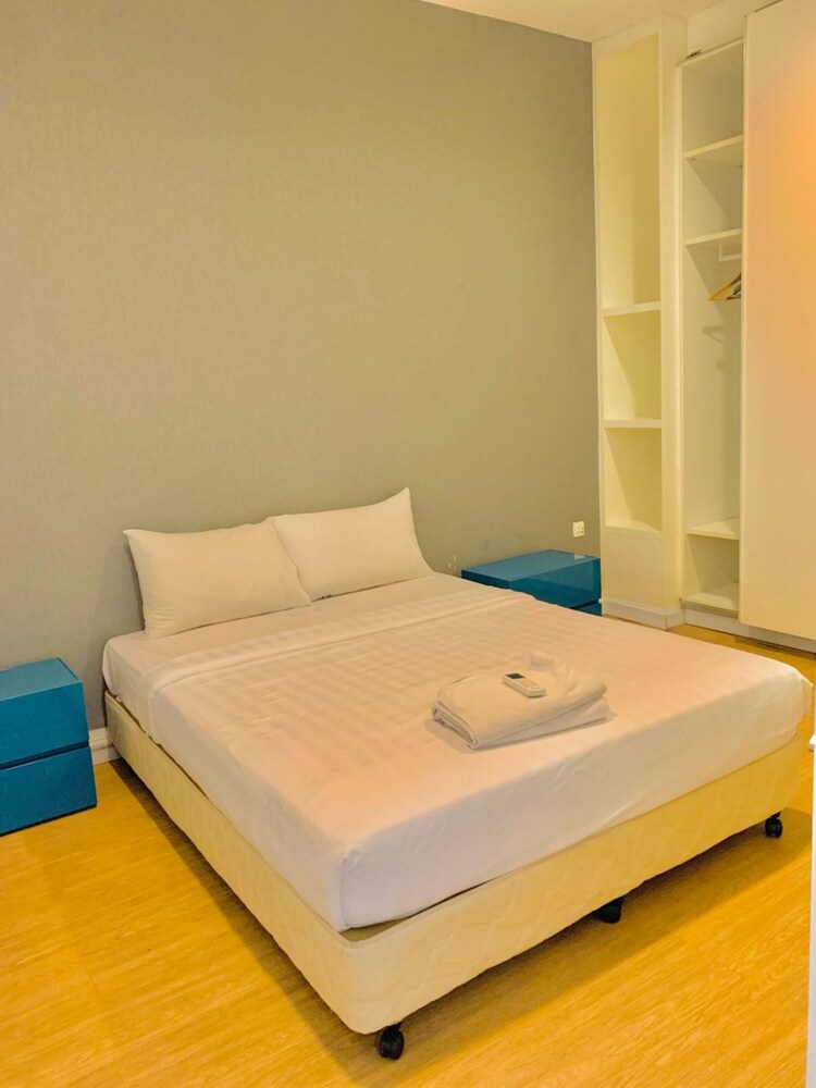 WELL-SHAPED Suites At PLATINUM KLCC