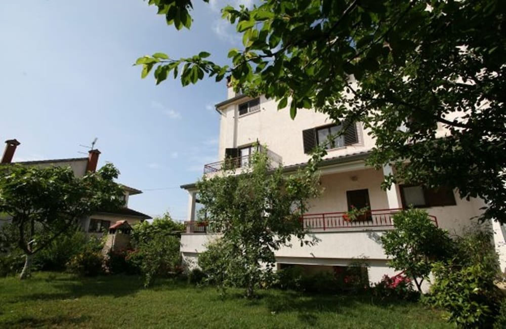 Photo 42