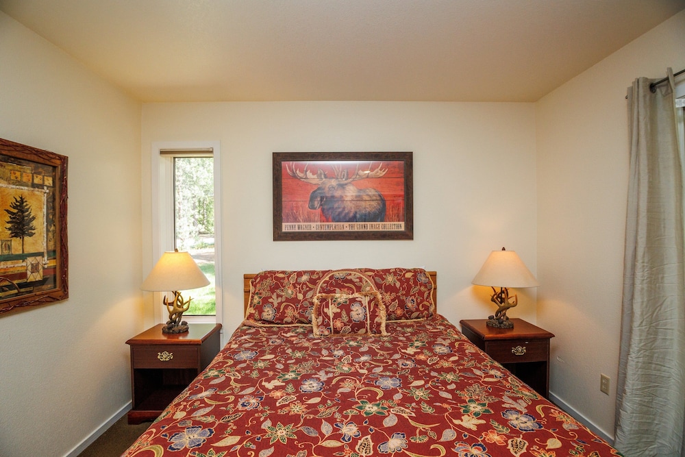 Tan Oak 15 4 Bedroom Home