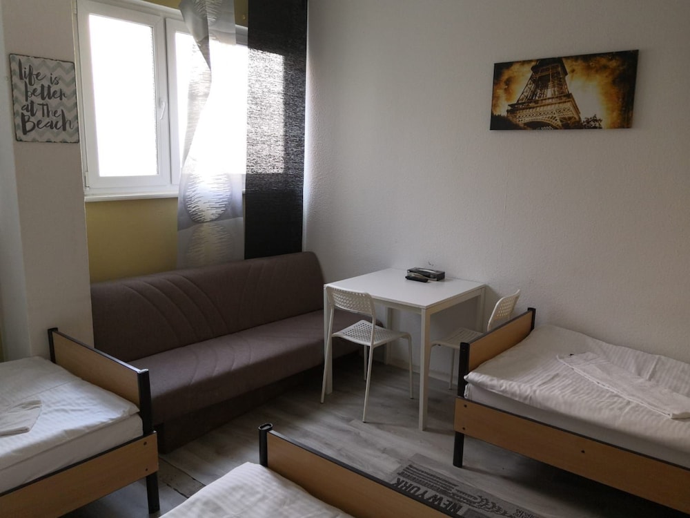 Zimmer Stuttgart Mitte AB Apartments - Hostel view 5
