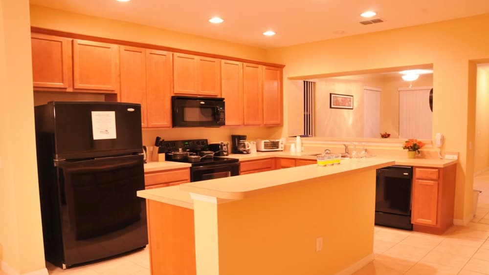 Shv1165ha - 3 Bedroom Townhome In Paradise Cay, Sleeps Up To 6, Just 4 Miles To Disney