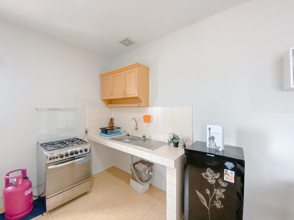 Minimalist and Comfy 2BR Apartment Puri Garden