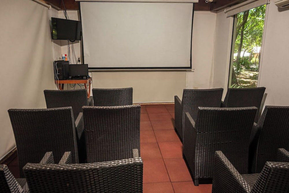 Papalo Resort Hotel