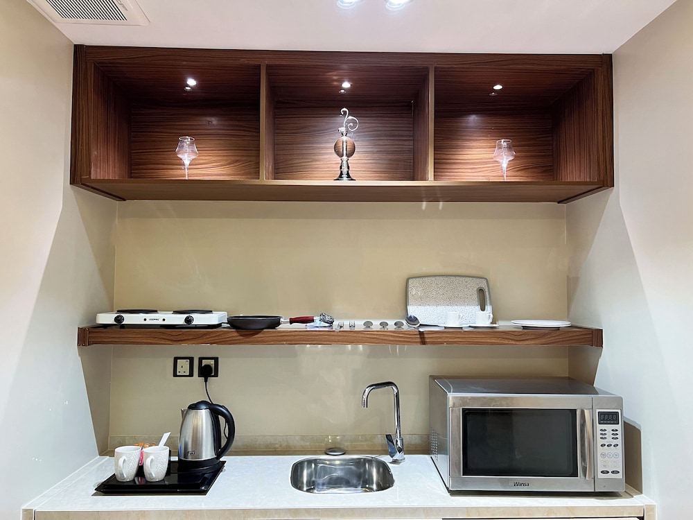 AL Ewan Pro Serviced Apartments