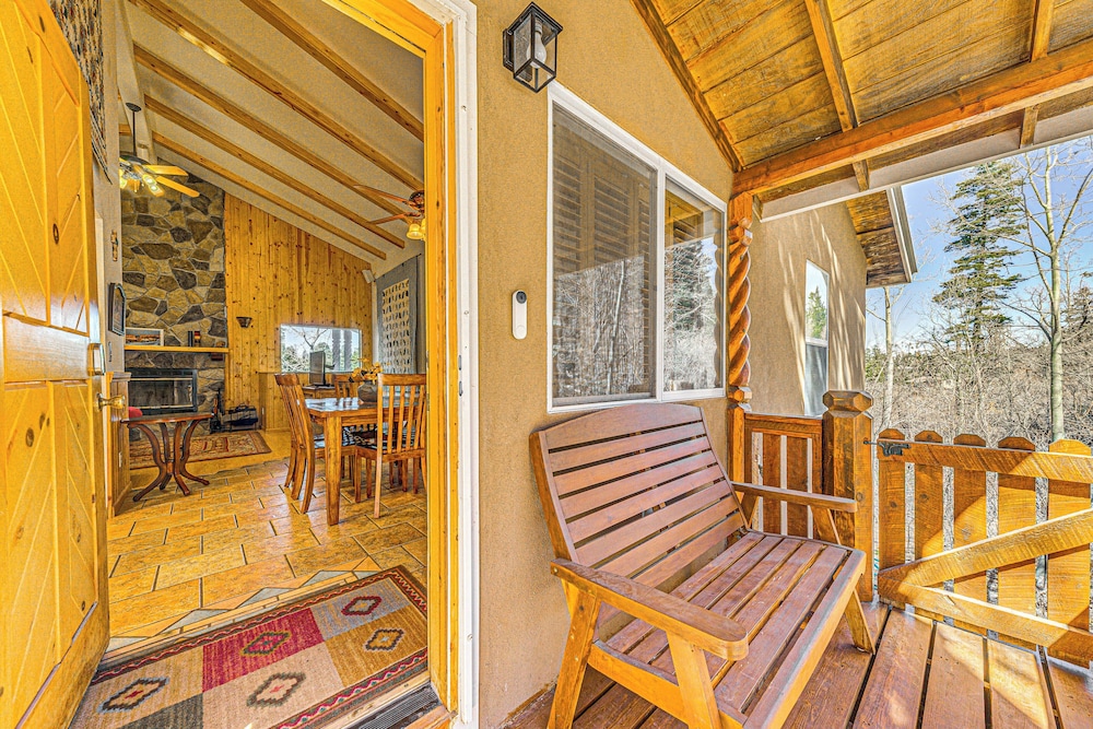 2 Mi to Dtwn: Cloudcroft Home w/ Furnished Deck
