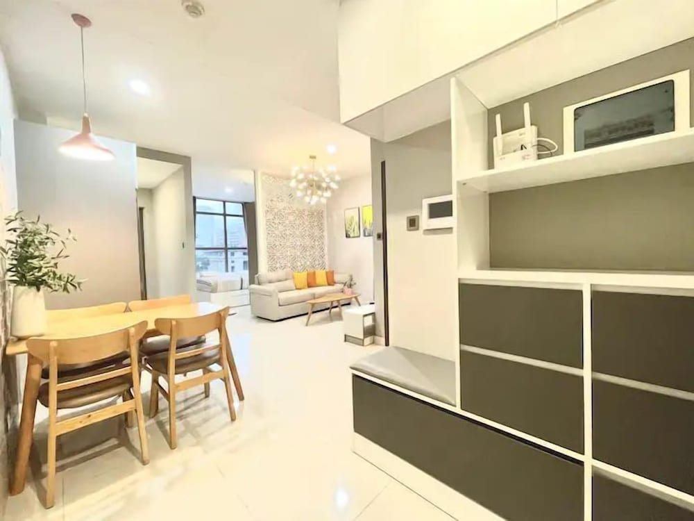 Saigon Royal View Residence & River