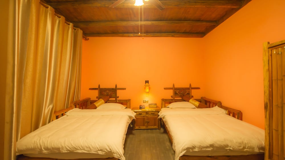 Yangshuo Scenic Mountain Retreat