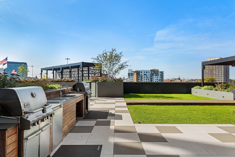 River West 2 Penthouses Skyline Group Comfort