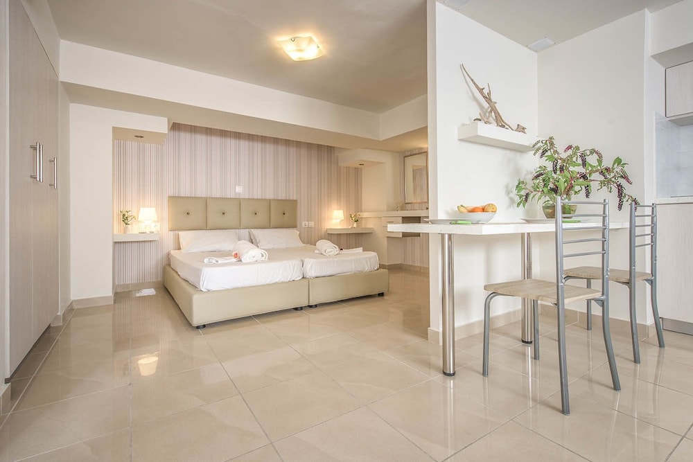 Alba Boutique Apartments view 5