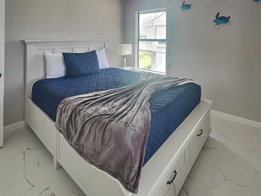 Ocean Oasis by Ryson Vacation Rentals
