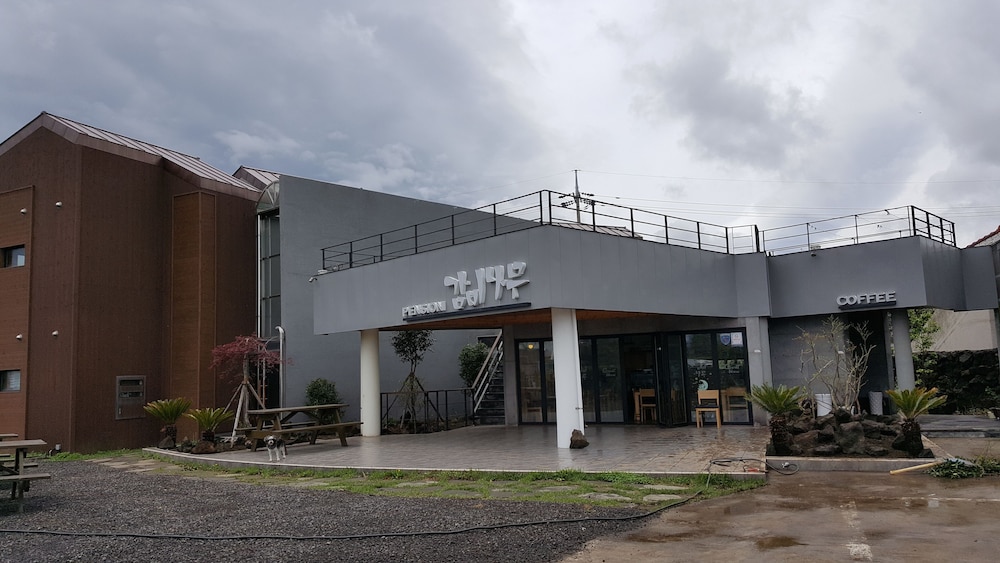 Gambi Namu Pension
