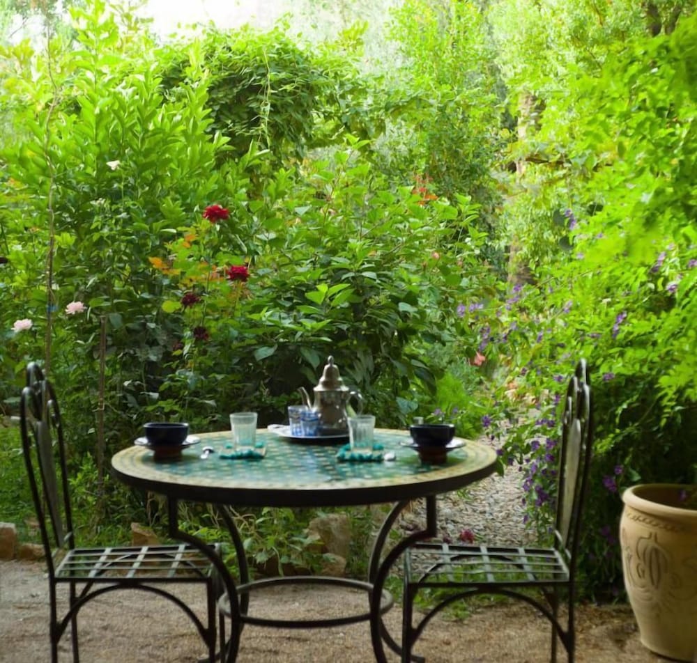 A Secret Garden