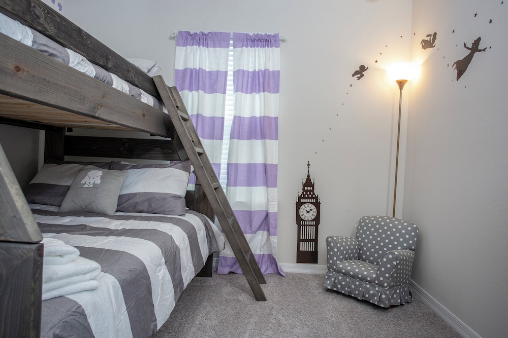 Gorgeous 4Bd w Pool Close to Disney Solara 1551 - Image 5