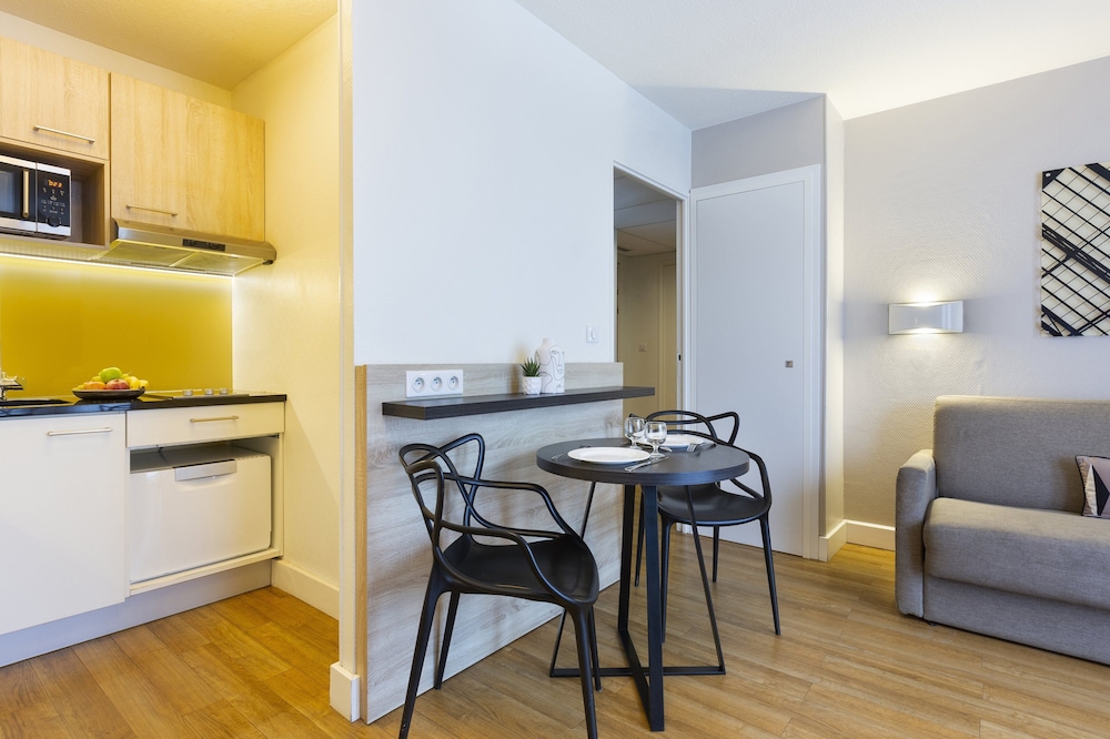 Citadines Tour Eiffel Paris