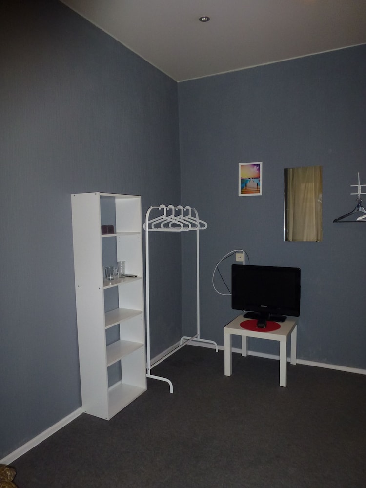 4ROOM