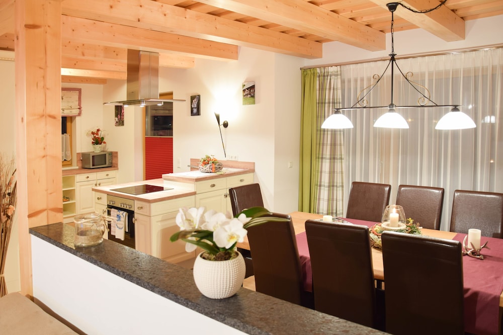 Sonnenchalets Mariapfarr