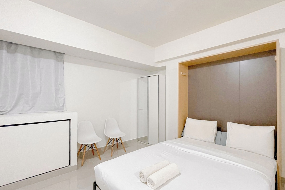 Minimalist Studio (No Kitchen) Near Unhas Bandaraya - Tallasa City Makassar Apartment