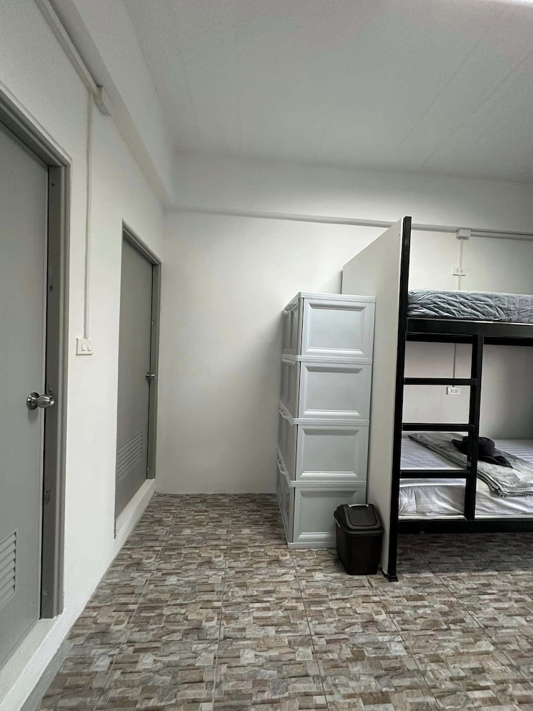 Phuket Hostel at Rawai