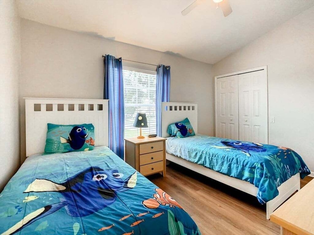 Windsor Palms Townhome W/private Pool Near Disney 3 Bedroom Townhouse