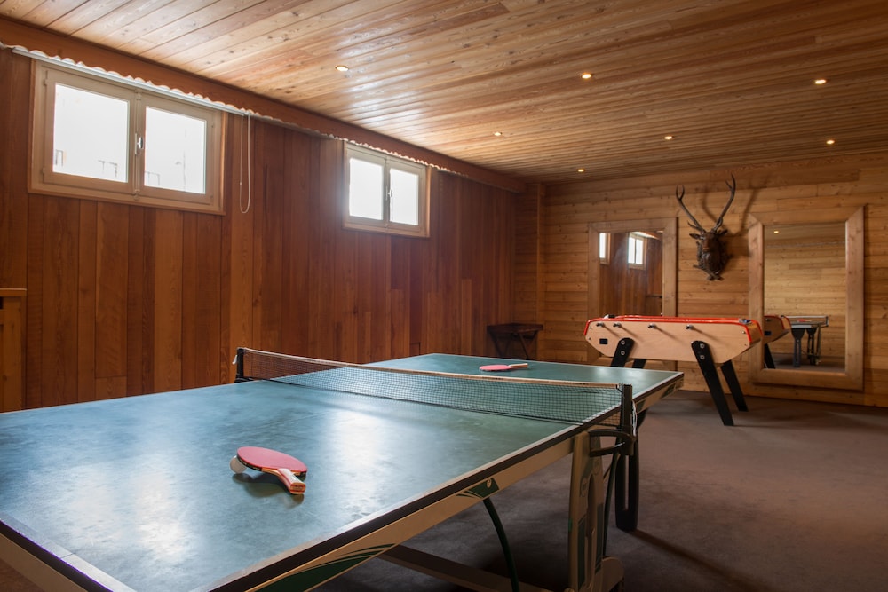 Huez Vacations - Hotel Au Chamois d'Or by Les Etincelles - Property Image 5